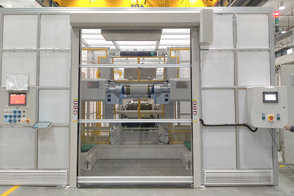 美高門業(yè):智能安全的設(shè)備卷簾門縮略圖 美高門業(yè):智能安全的設(shè)備卷簾門縮略圖